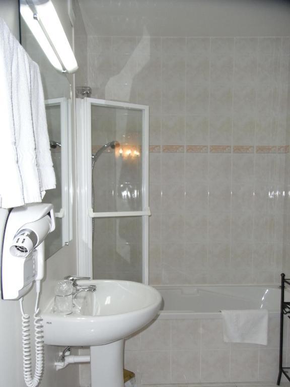 Hotel Du Parc La Rochette  الغرفة الصورة